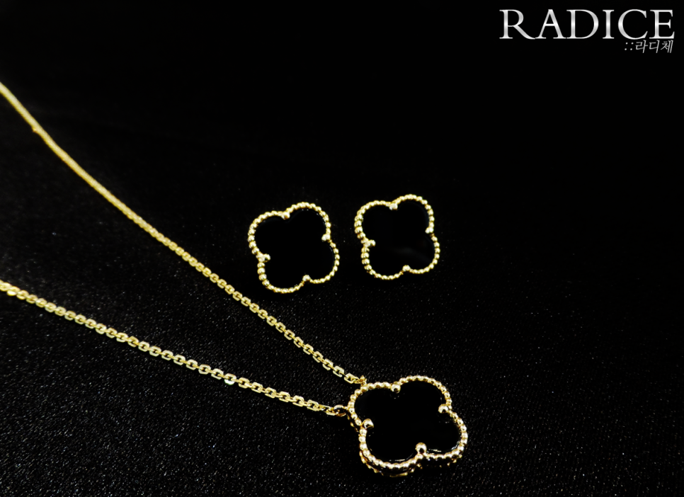 네이크로바 오닉스 세트